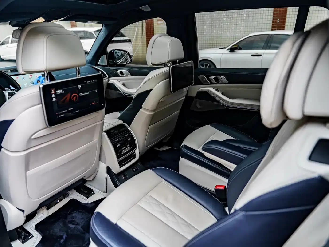 BMW X7 2022 xDrive M50i — миниатюра 15