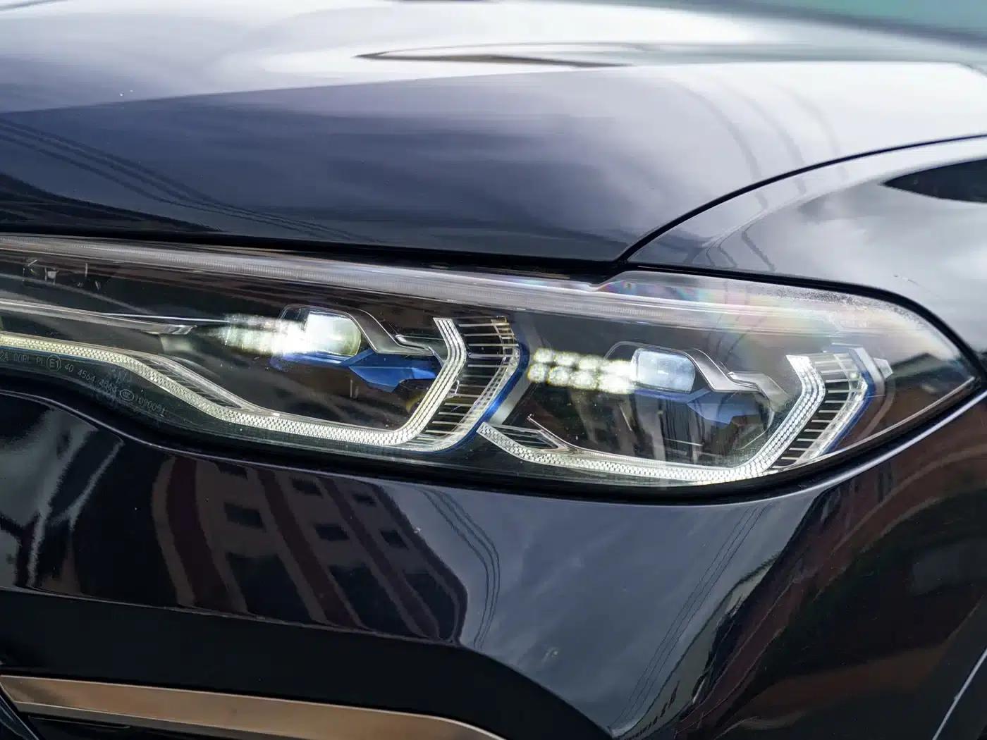 BMW X7 2022 xDrive M50i — миниатюра 5