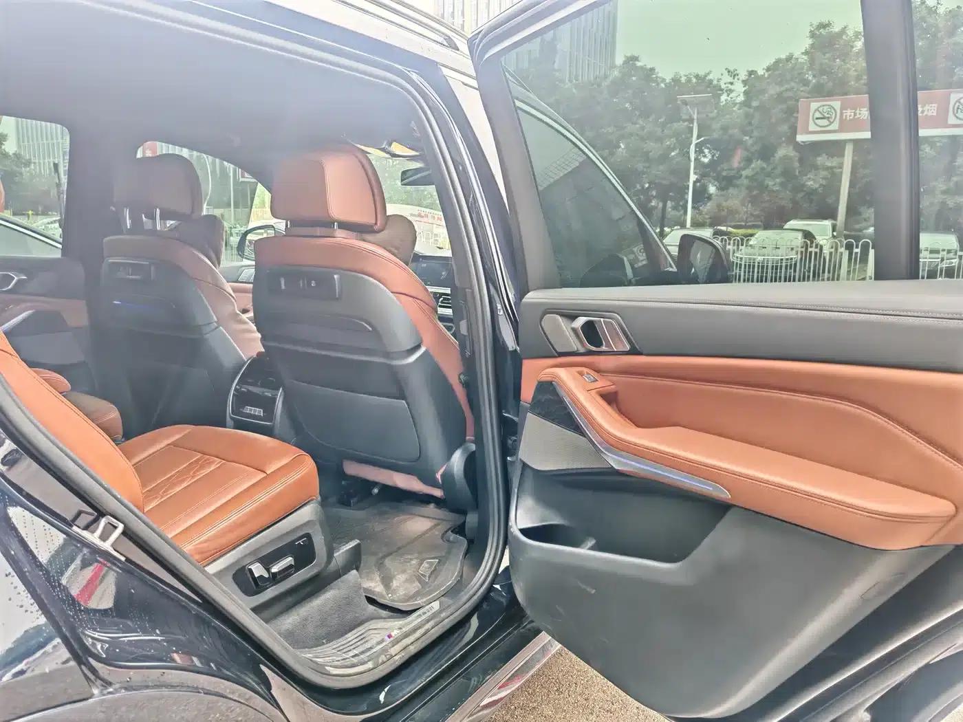 BMW X7 2022 xDrive40i M Sport Package — миниатюра 11