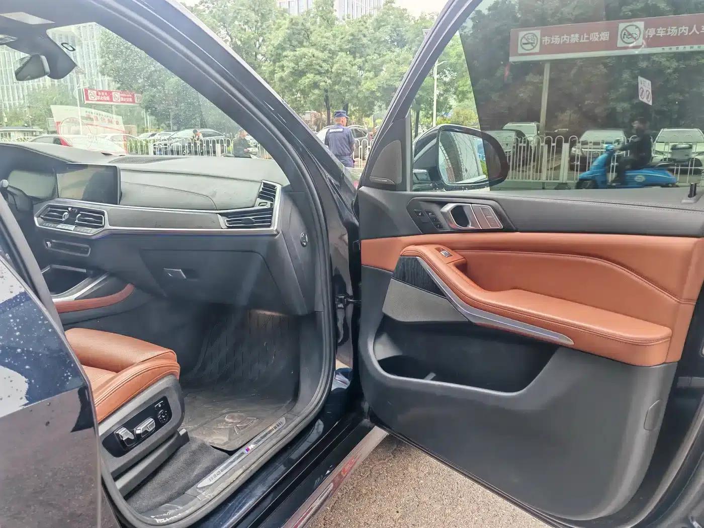 BMW X7 2022 xDrive40i M Sport Package — миниатюра 13