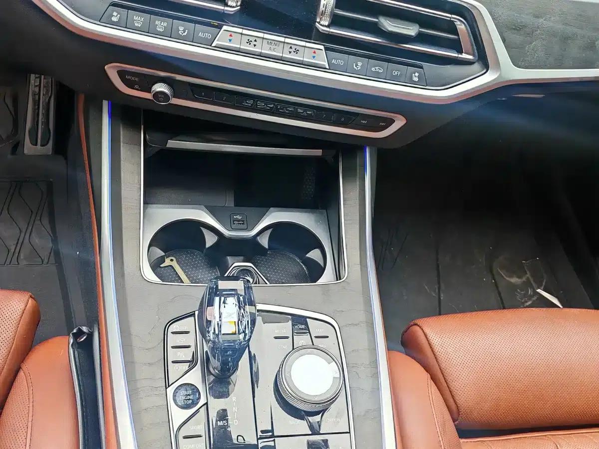 BMW X7 2022 xDrive40i M Sport Package — миниатюра 7