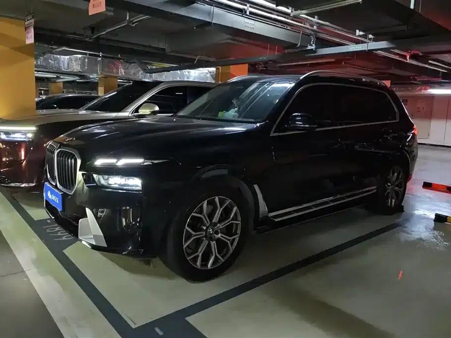 BMW X7 2024 xDrive40i Leading Luxury Package — миниатюра 1