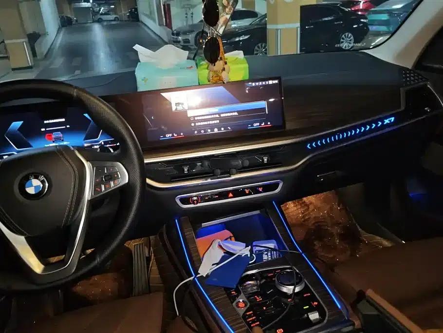 BMW X7 2024 xDrive40i Leading Luxury Package — миниатюра 13
