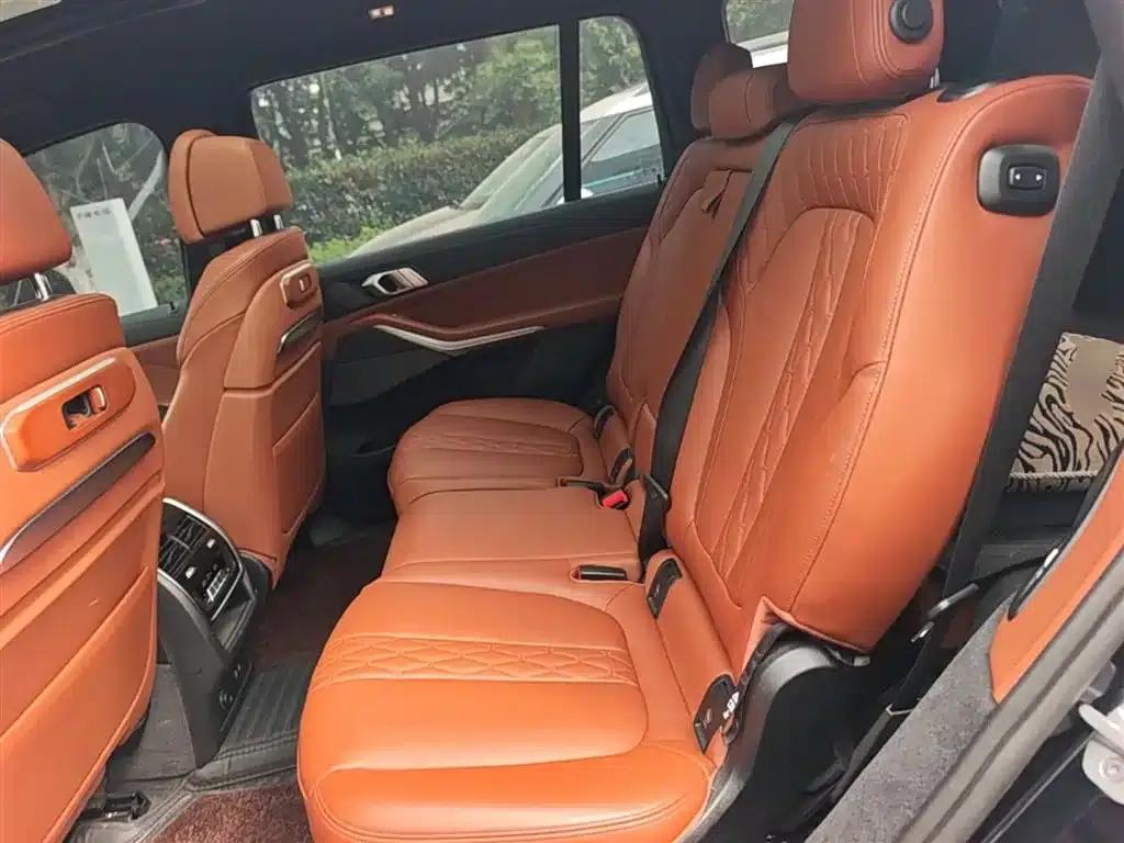 BMW X7 2023 xDrive40i Leading Luxury Package — миниатюра 24