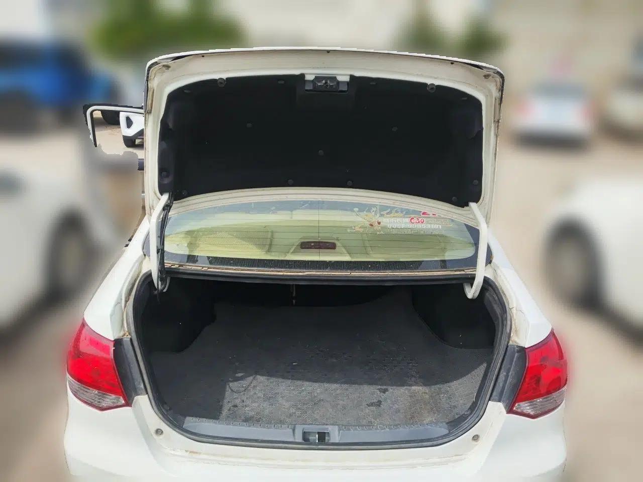 Great Wall C30 2012 1.5L Manual Luxury Version — миниатюра 20