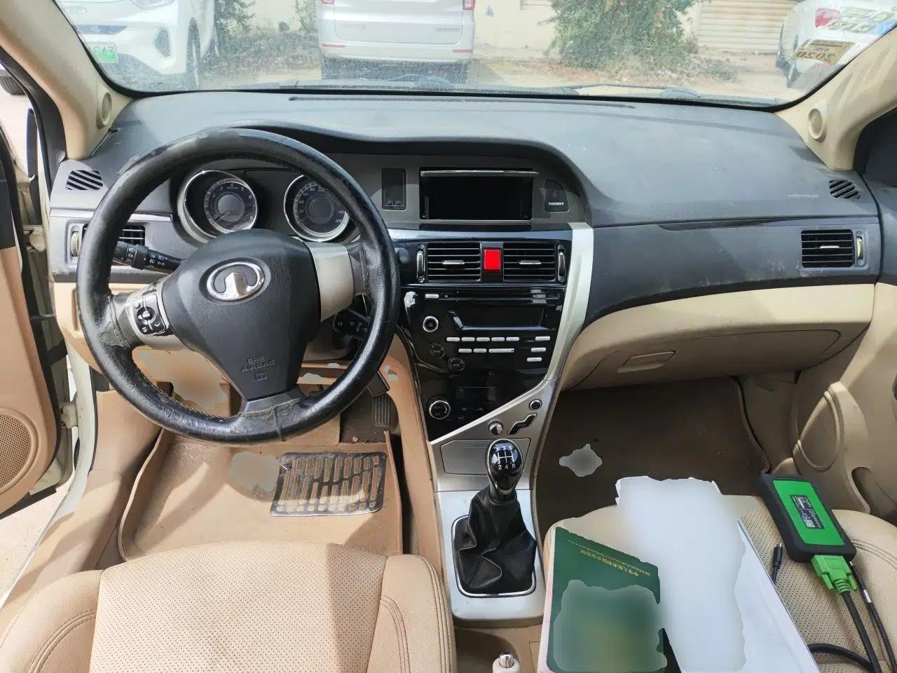 Great Wall C30 2012 1.5L Manual Luxury Version — миниатюра 10
