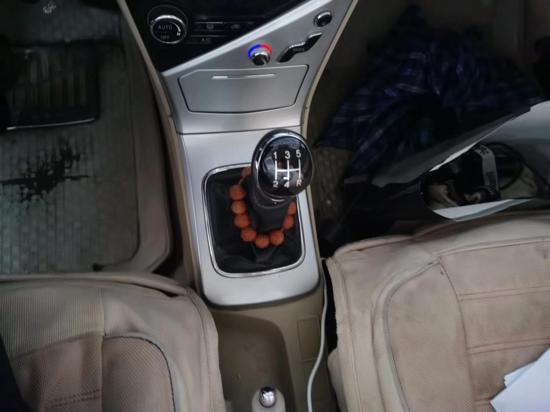 Great Wall C30 2013 1.5L Manual Luxury Model — миниатюра 15