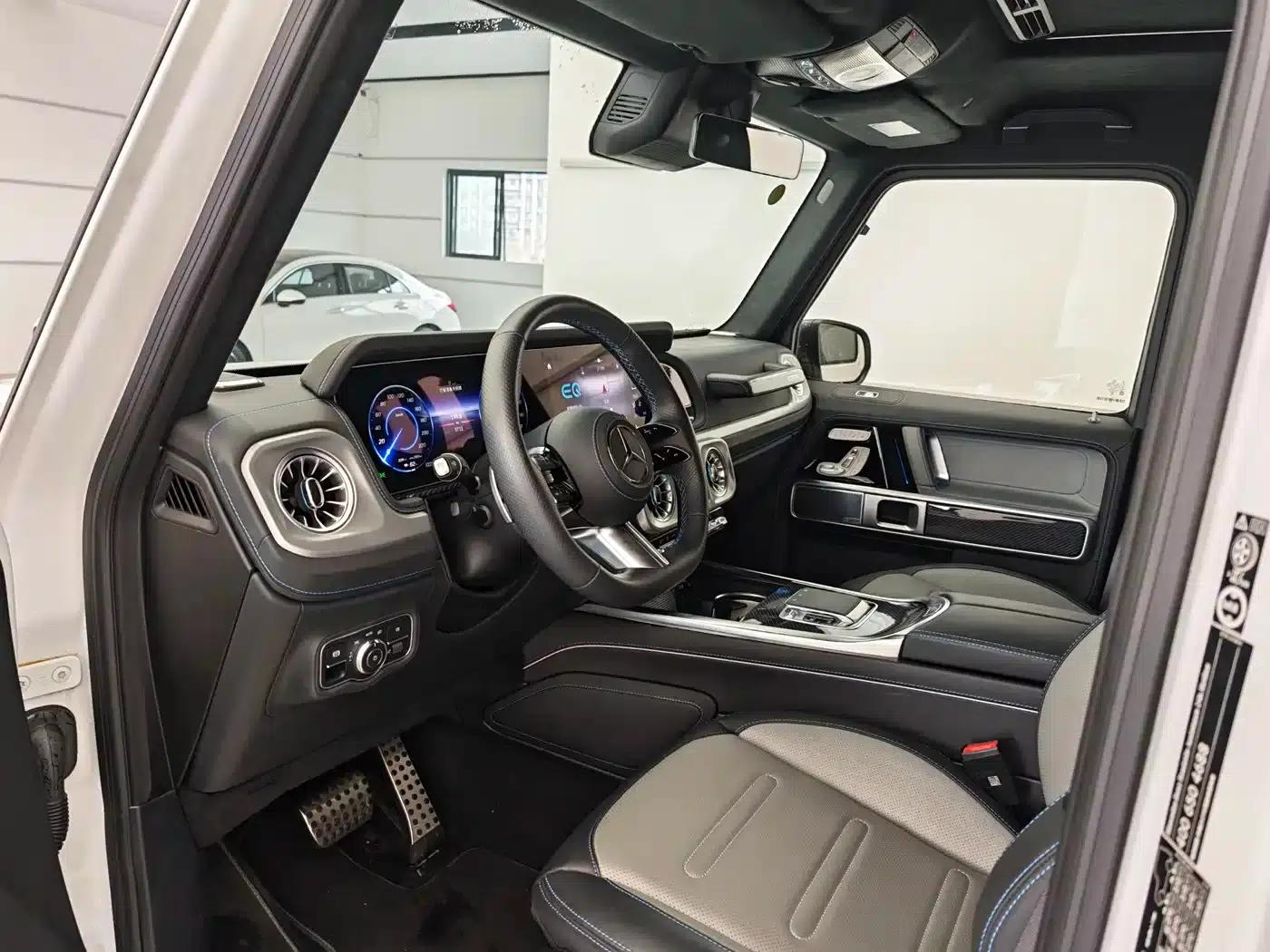 Mercedes-Benz G-Class PHEV 2025 G580 First Edition — миниатюра 12