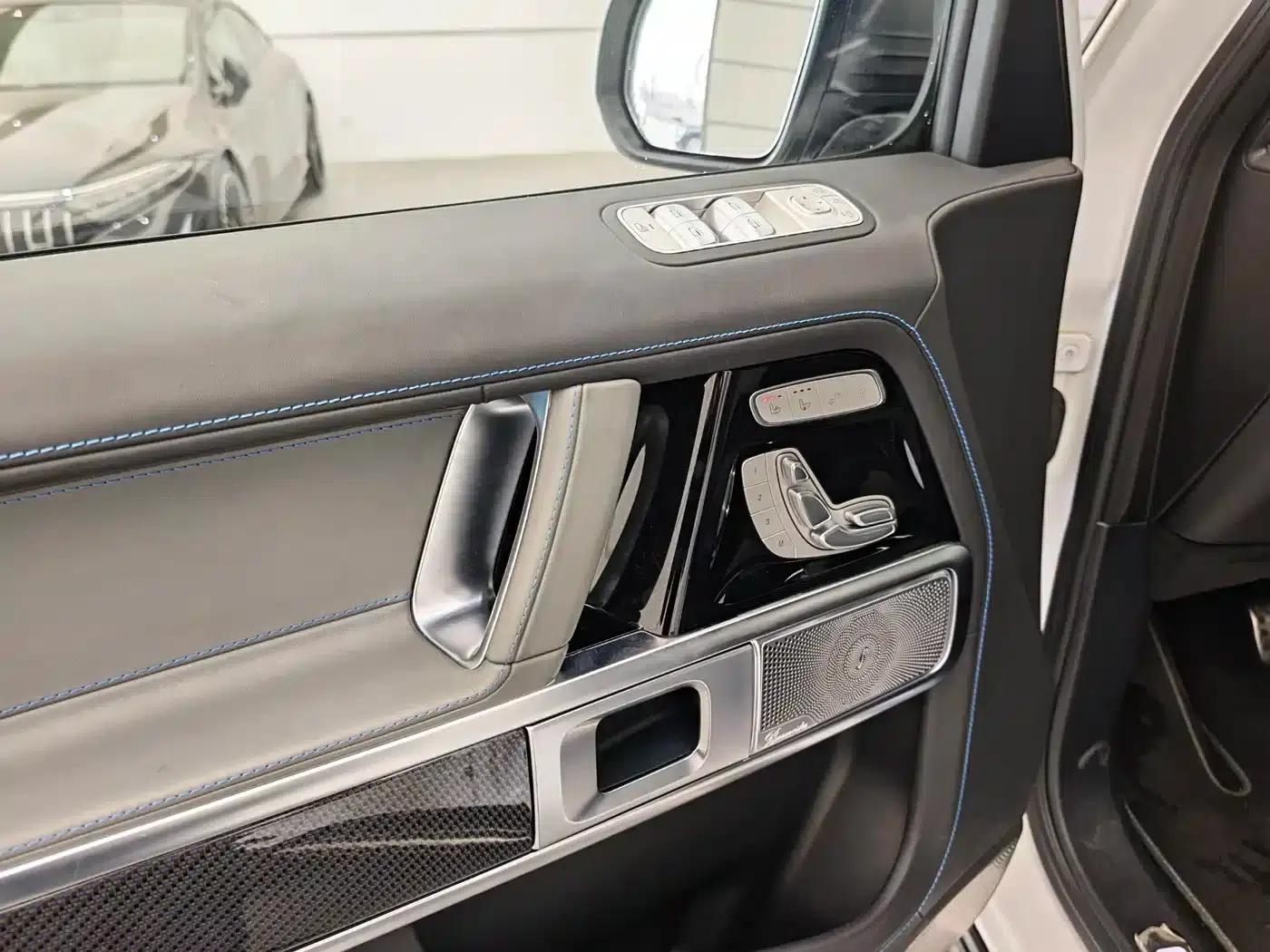 Mercedes-Benz G-Class PHEV 2025 G580 First Edition — миниатюра 17