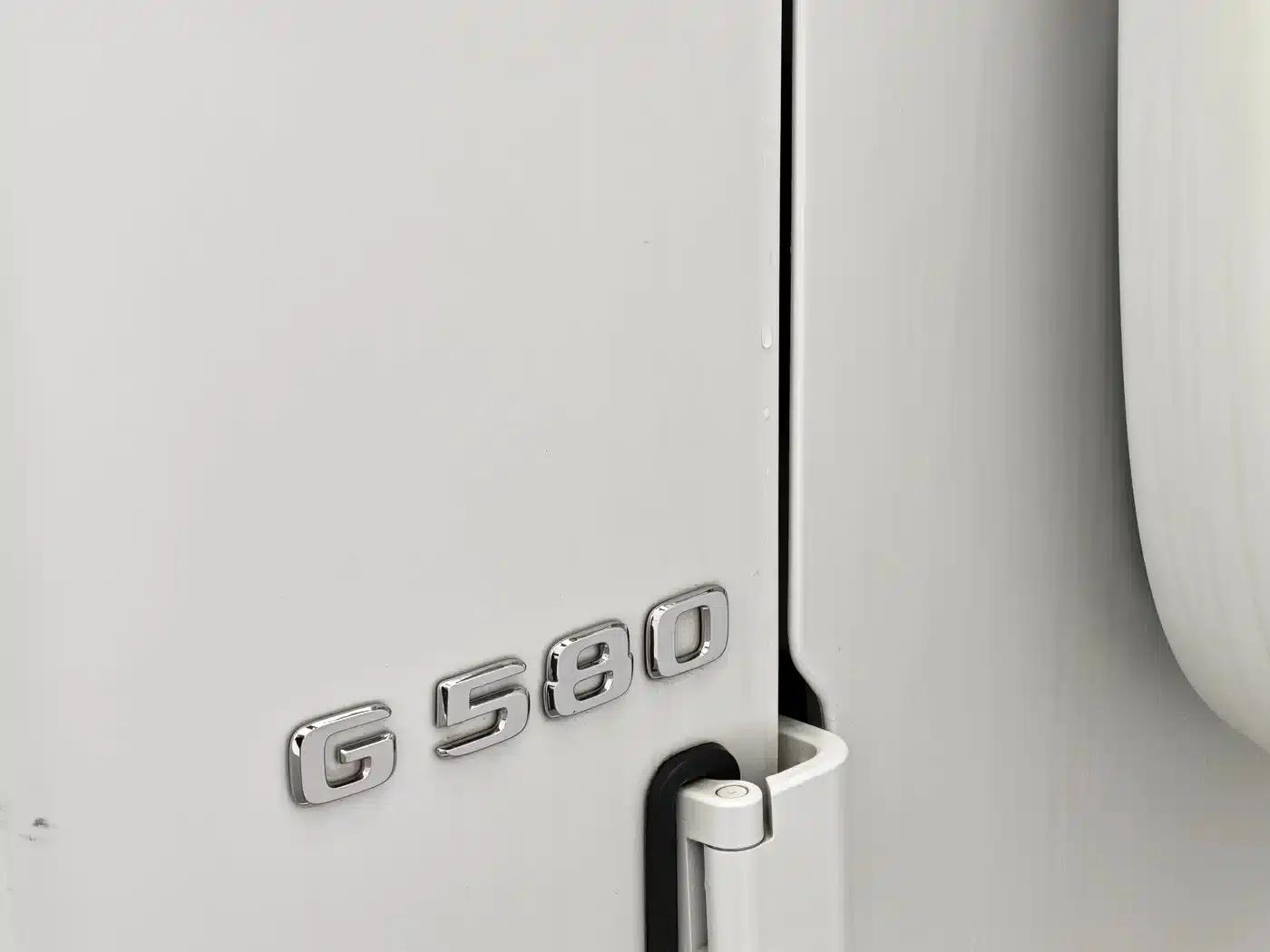 Mercedes-Benz G-Class PHEV 2025 G580 First Edition — миниатюра 7