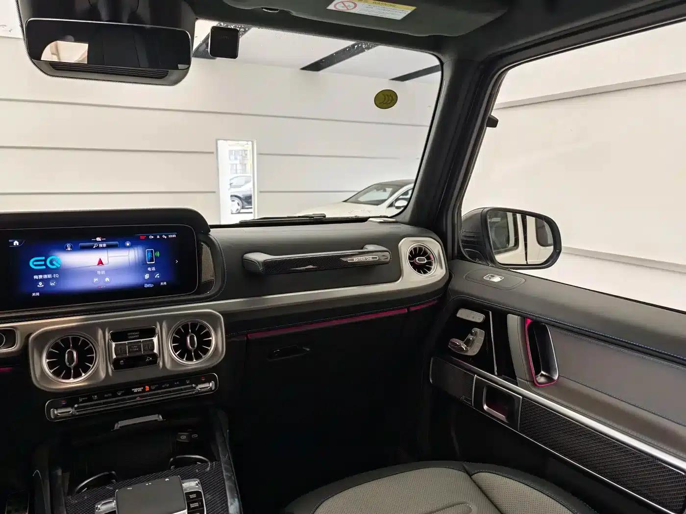 Mercedes-Benz G-Class PHEV 2025 G580 First Edition — миниатюра 10