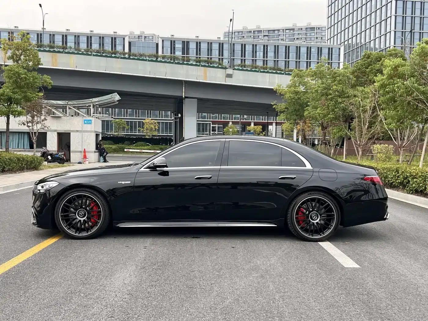 2024 Mercedes-Benz S-Class AMG PHEV — миниатюра 3