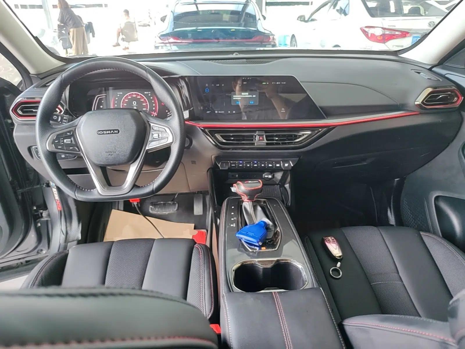 CHANGAN OSHAN X5 2021 1.5T DCT Prestige Edition — миниатюра 13