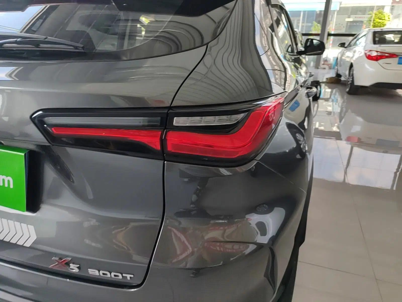 CHANGAN OSHAN X5 2021 1.5T DCT Prestige Edition — миниатюра 7