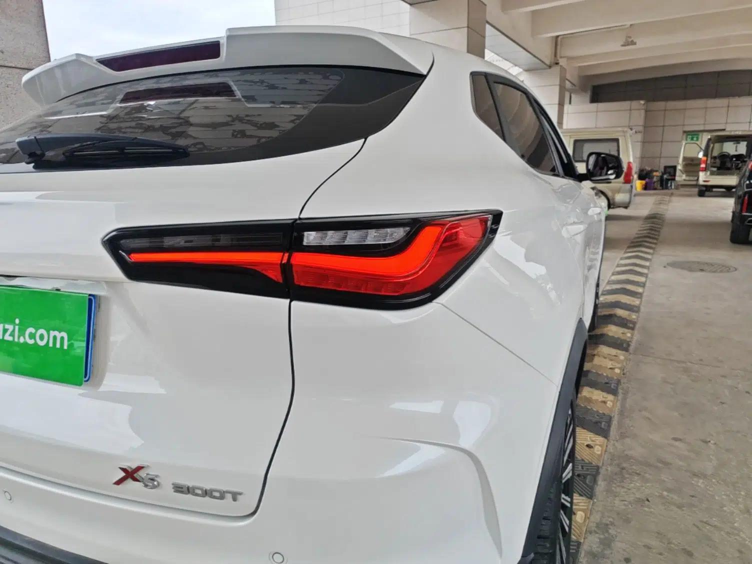 CHANGAN OSHAN X5 2021 1.5T DCT Prestige Edition — миниатюра 7