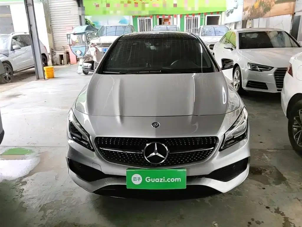 Imported Mercedes-Benz CLA 2017 CLA 220 4MATIC — миниатюра 3
