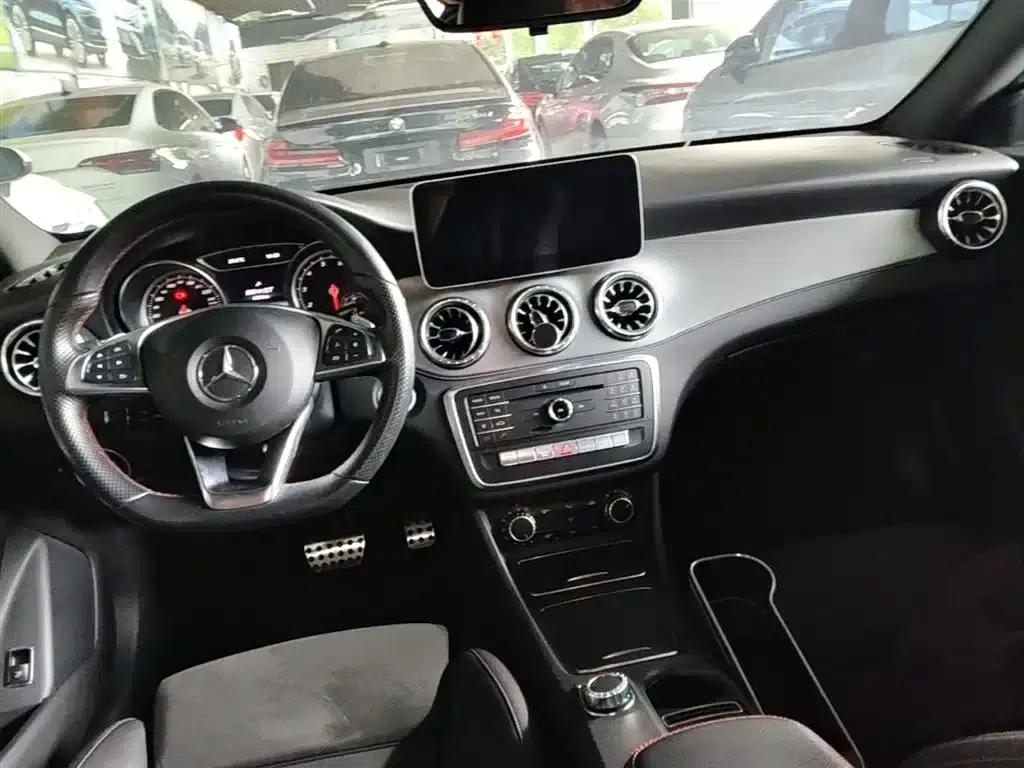 Imported Mercedes-Benz CLA 2017 CLA 220 4MATIC — миниатюра 10