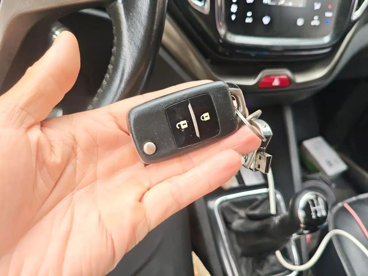 CHANGAN OSHAN CX70 2016 1.6L Manual Comfort Model — миниатюра 9