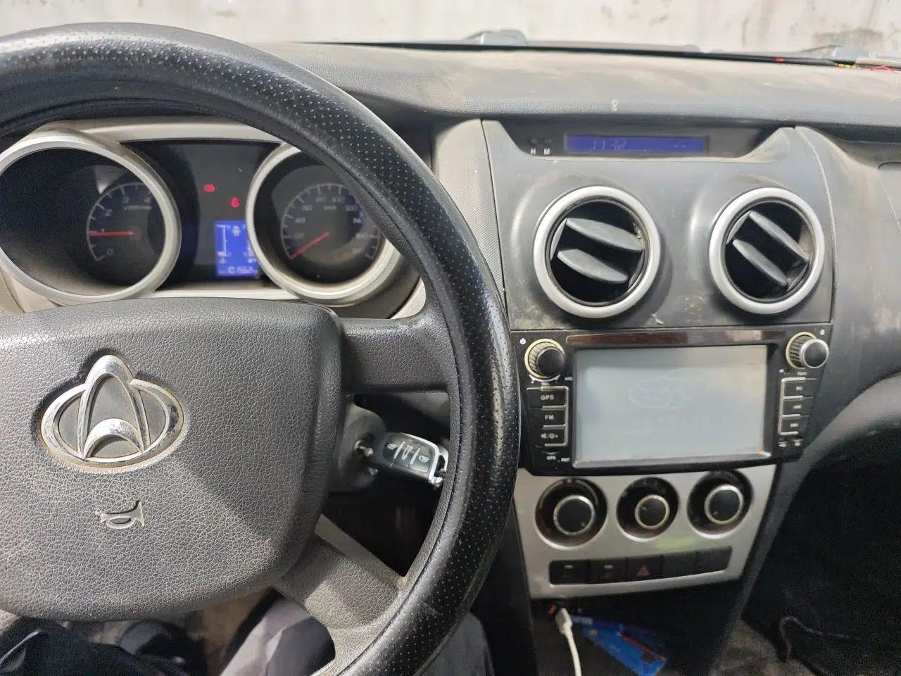 CHANGAN KAICHENG Ounuo S 2014 1.5L Base Version — миниатюра 14