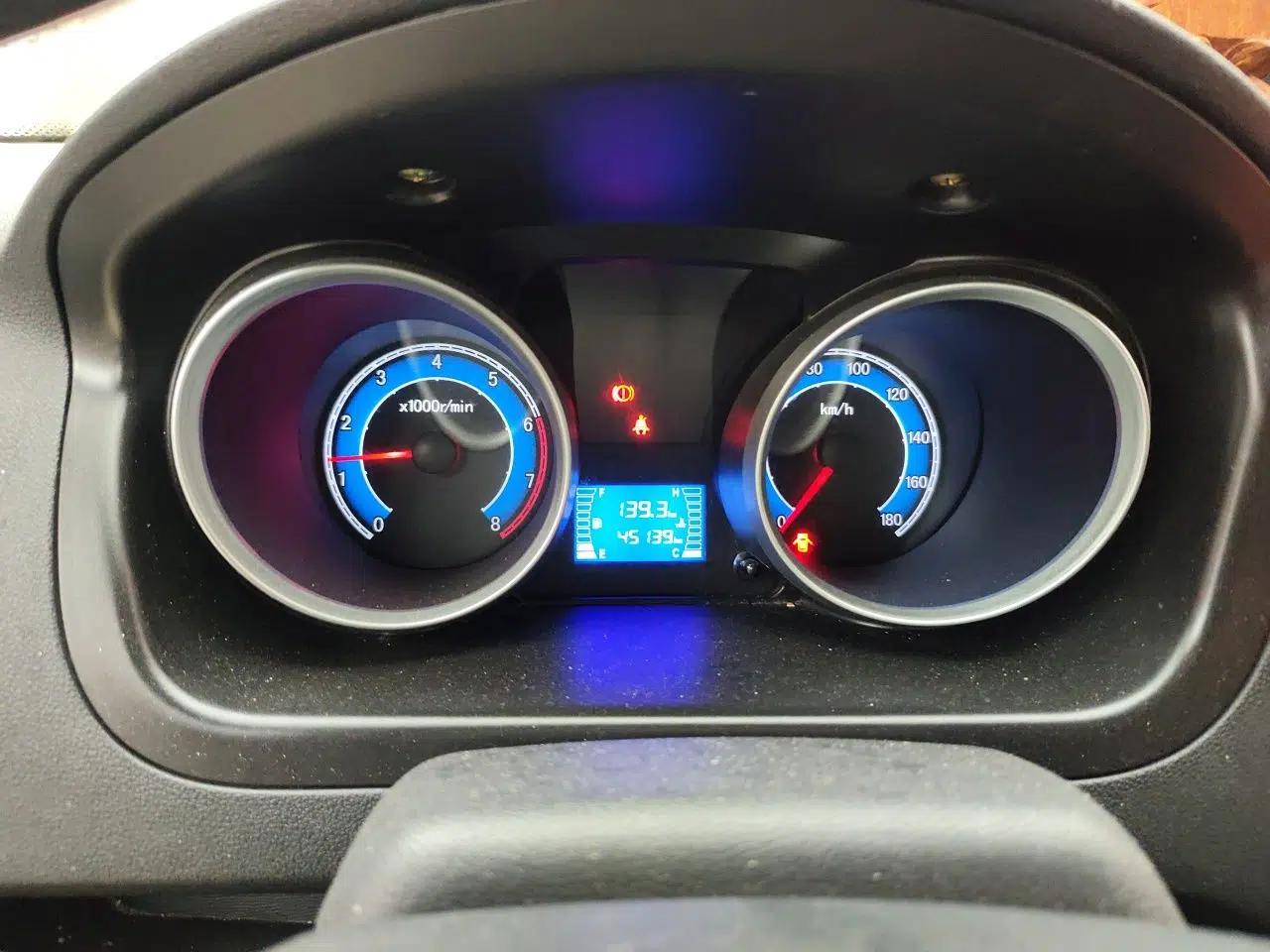 CHANGAN KAICHENG Ruixing M60 2020 1.5L Standard Version China VI Van with 5 Seats Equipped with DAM15KR — миниатюра 12