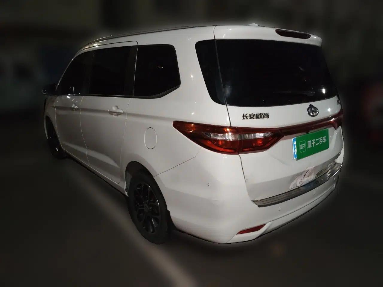CHANGAN KAICHENG Oushang A600 2018 1.5L Manual Luxury Model — миниатюра 4