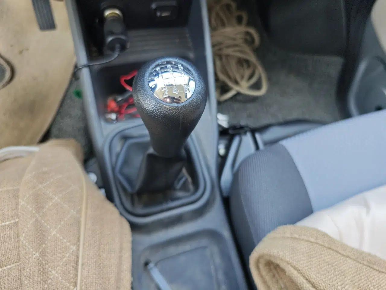CHANGAN KAICHENG Xingka 2023 1.5L GDI Double-Cab 2.26m Cargo Truck – Comfort Edition — миниатюра 15