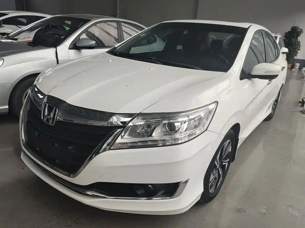 Honda Crider 2016 1.8L CVT Deluxe Edition — миниатюра 2
