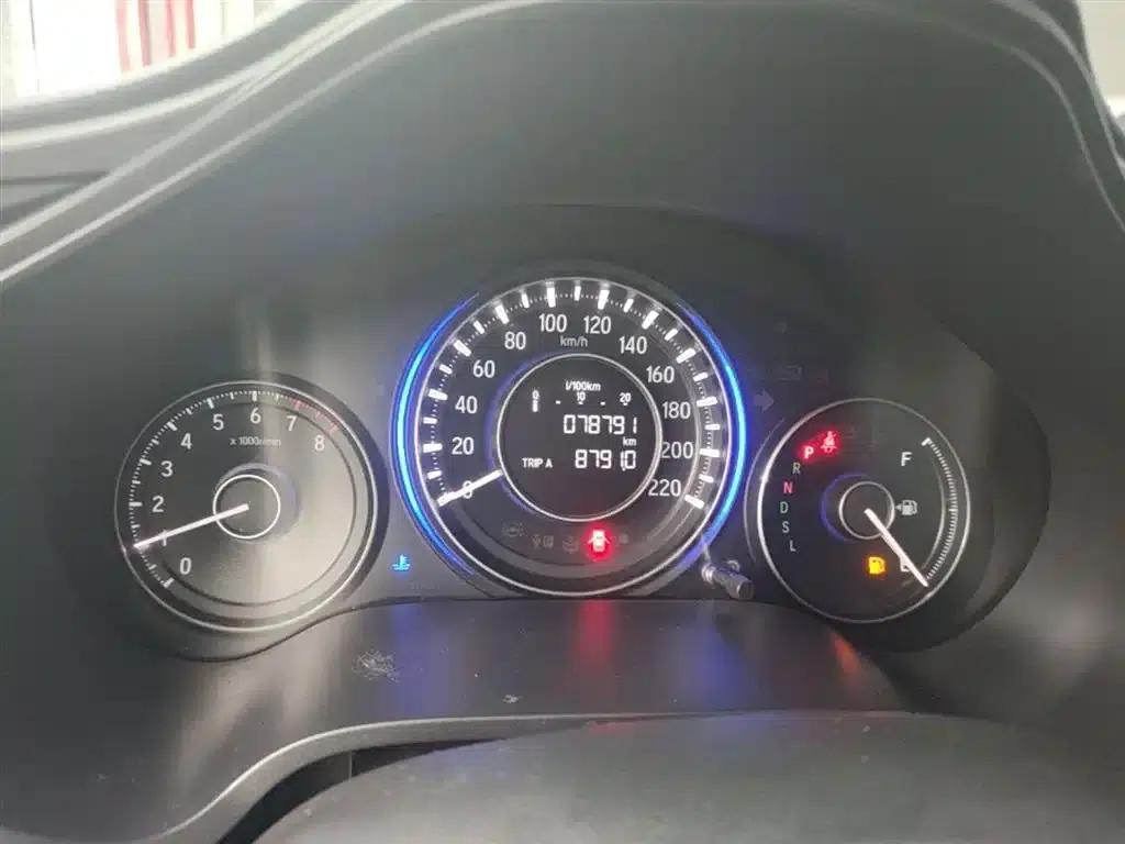 Honda Crider 2016 1.8L CVT Deluxe Edition — миниатюра 12
