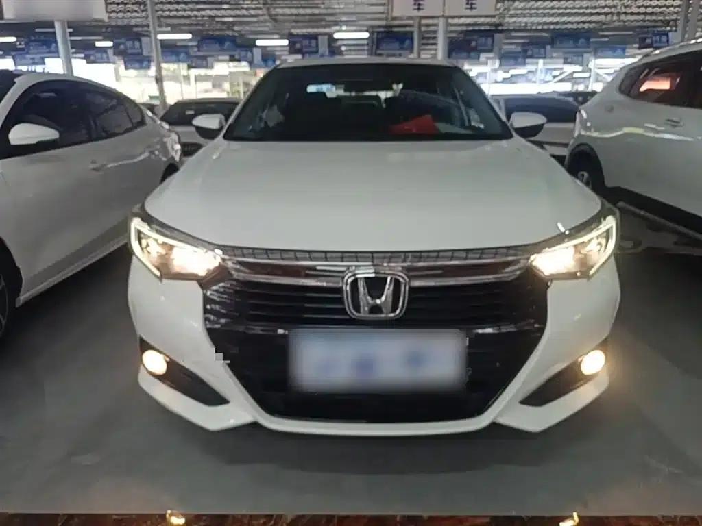 2022 Honda Crider 180Turbo CVT Luxury Edition — миниатюра 3