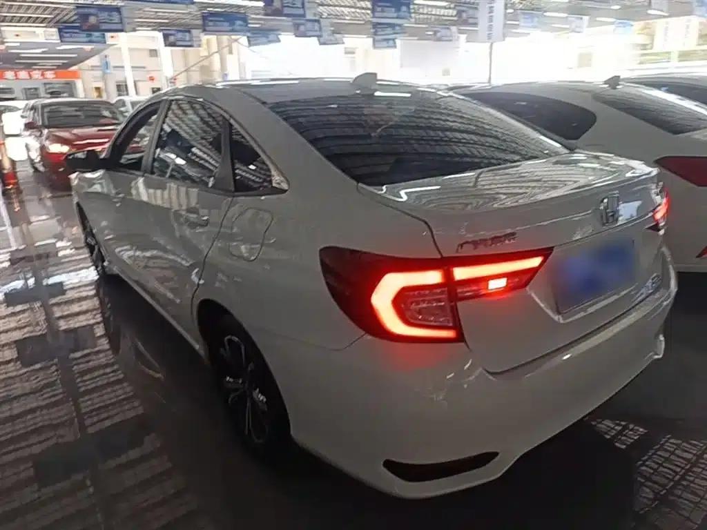 2022 Honda Crider 180Turbo CVT Luxury Edition — миниатюра 5