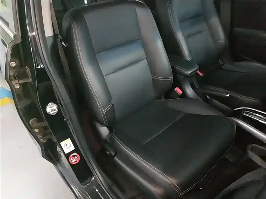 Honda Crider 2016 1.8L CVT Deluxe Edition — миниатюра 25