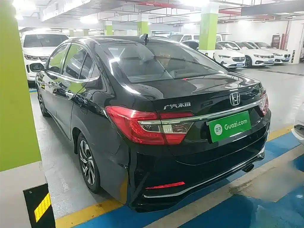 Honda Crider 2016 1.8L CVT Deluxe Edition — миниатюра 5