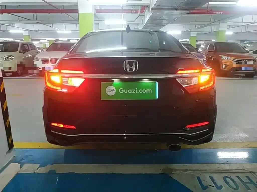 Honda Crider 2016 1.8L CVT Deluxe Edition — миниатюра 6