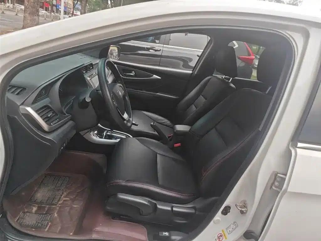 Honda Crider 2016 1.8L CVT Deluxe Edition — миниатюра 15