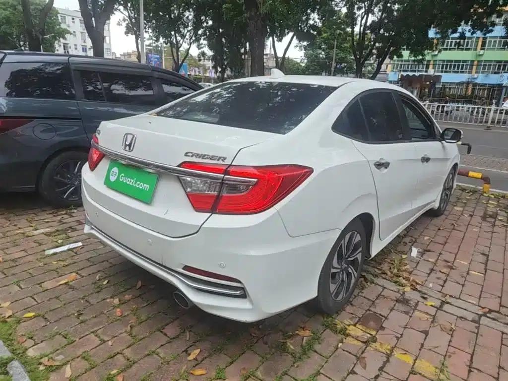 Honda Crider 2016 1.8L CVT Deluxe Edition — миниатюра 7