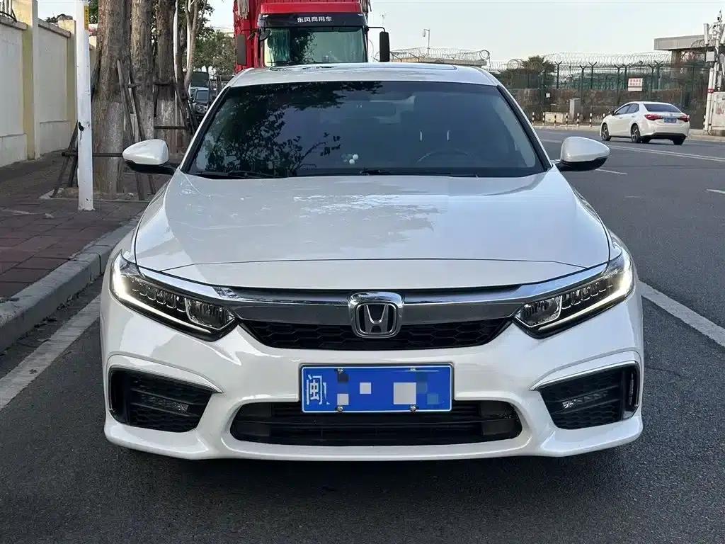 Inspire 2019 260TURBO Premium Edition (National V Emission Standard) — миниатюра 2