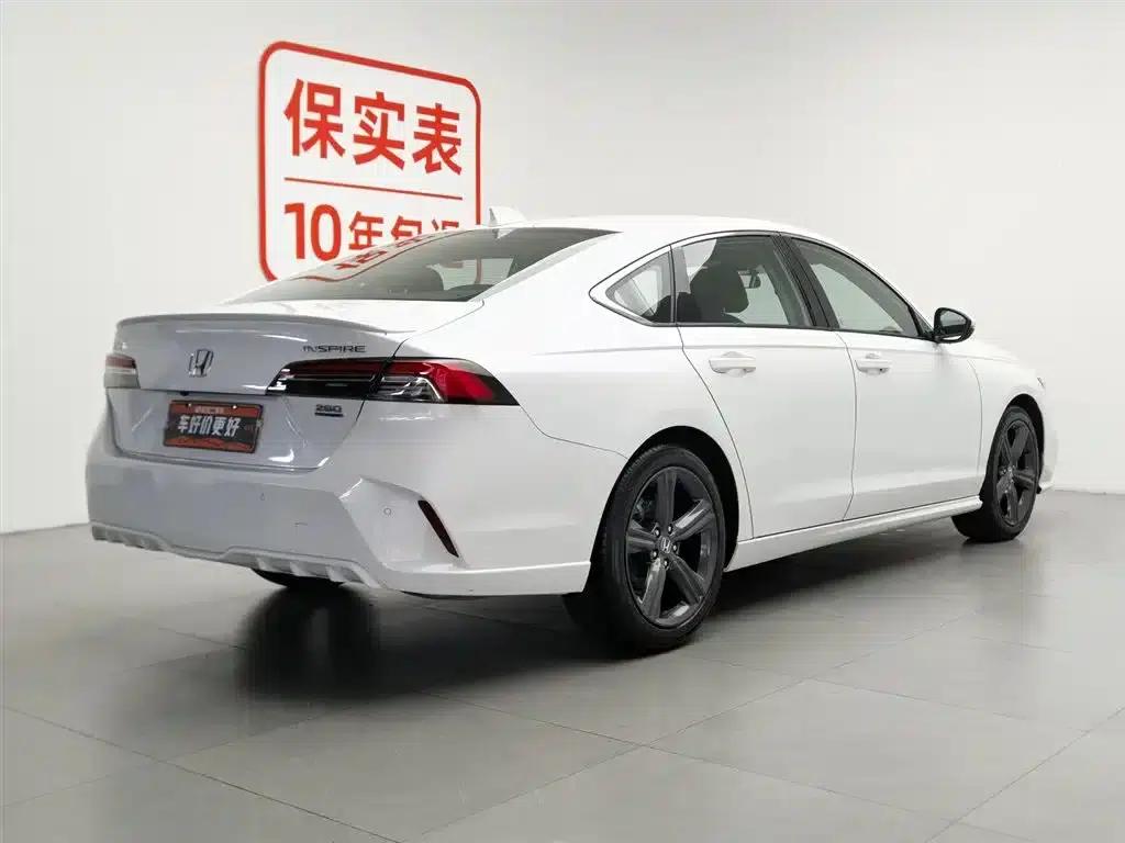 2023 Inspire 260TURBO Elegant Edition — миниатюра 2