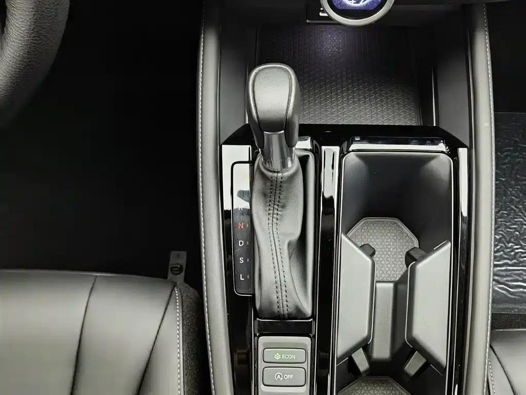 2023 Inspire 260TURBO Elegant Edition — миниатюра 13