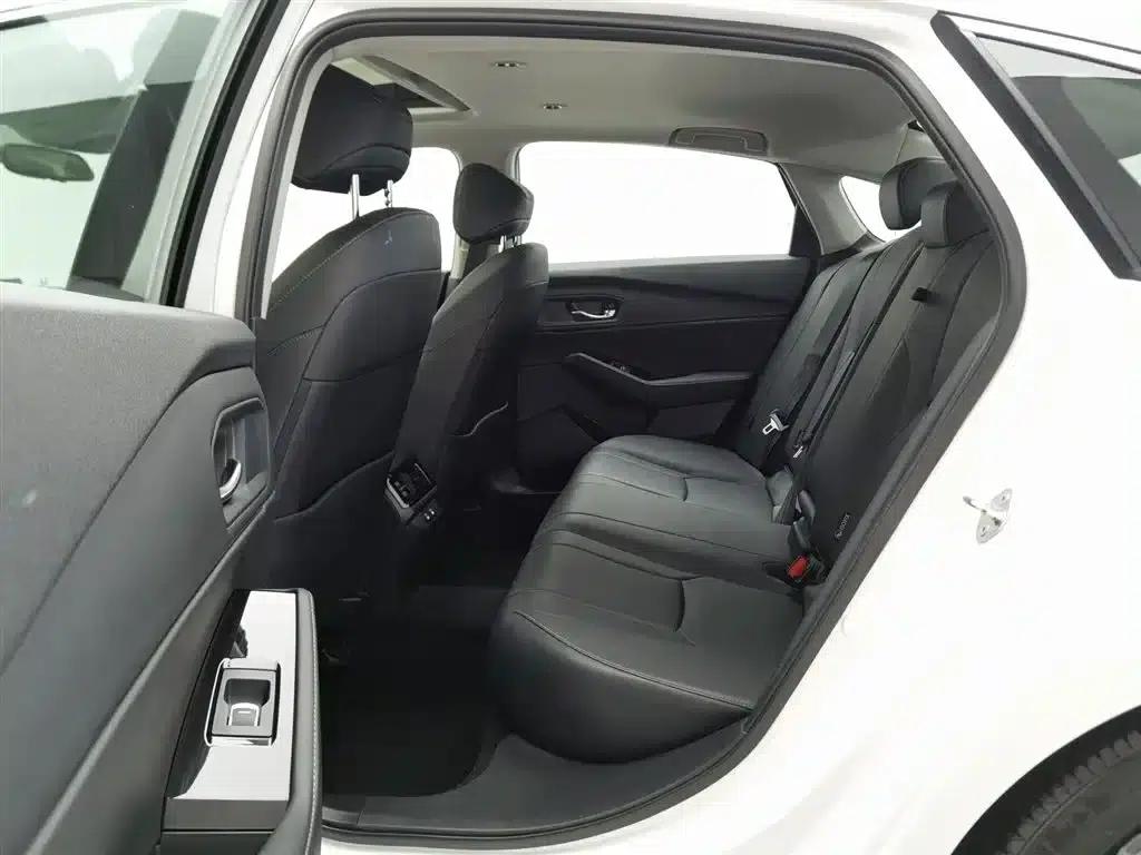 2023 Inspire 260TURBO Elegant Edition — миниатюра 15