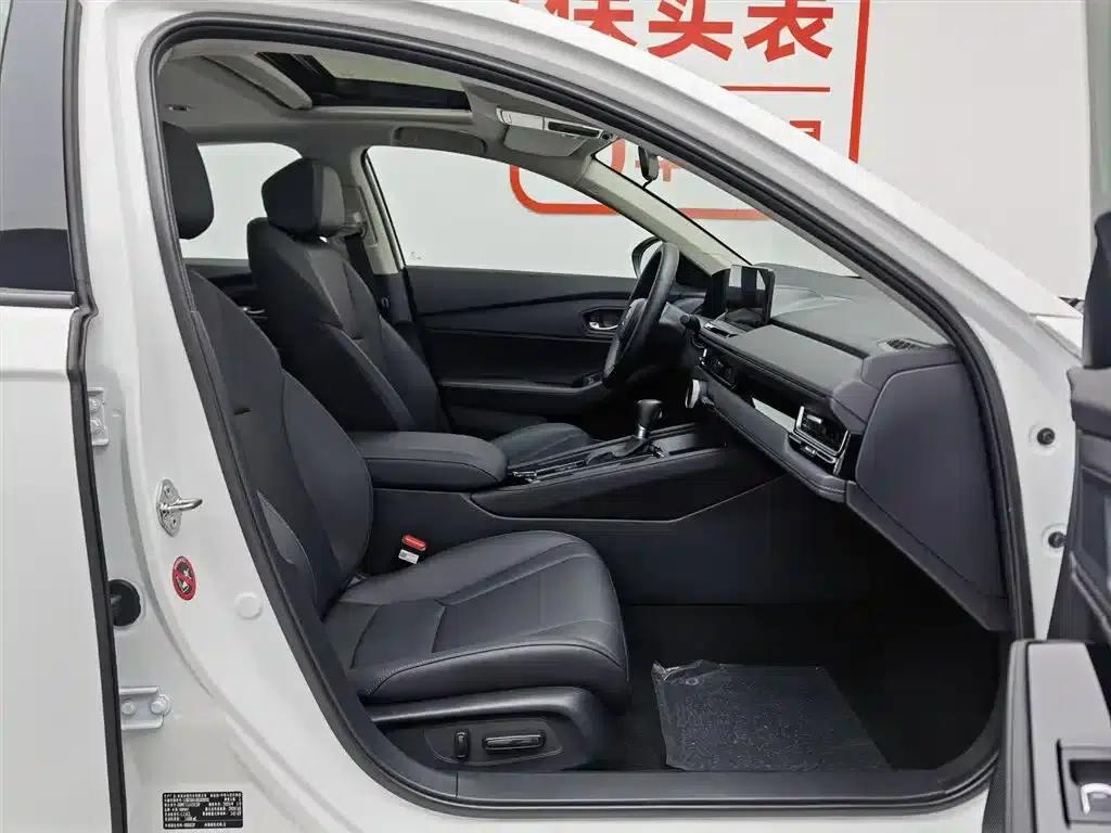 2023 Inspire 260TURBO Elegant Edition — миниатюра 23