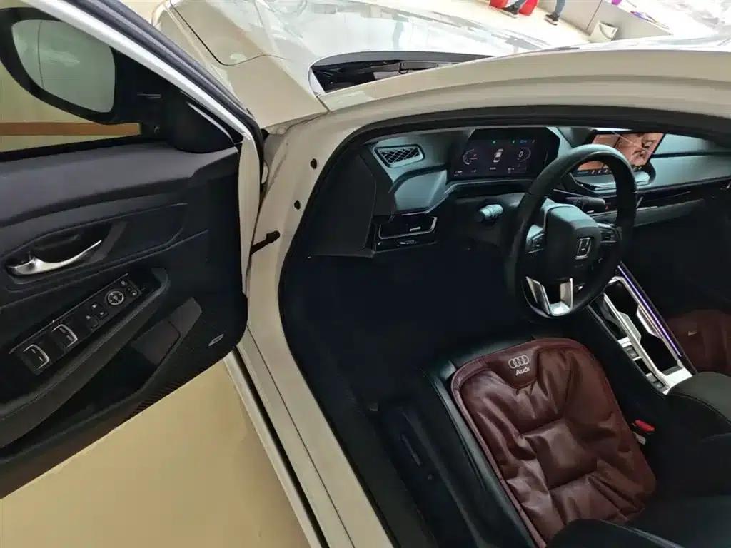 2023 Inspire 260TURBO Elegant Edition — миниатюра 16
