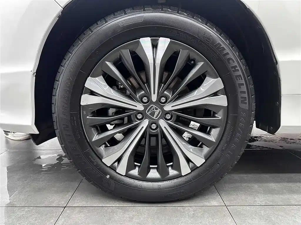 Honda UR-V 2020 370TURBO 2WD Premium Edition — миниатюра 11