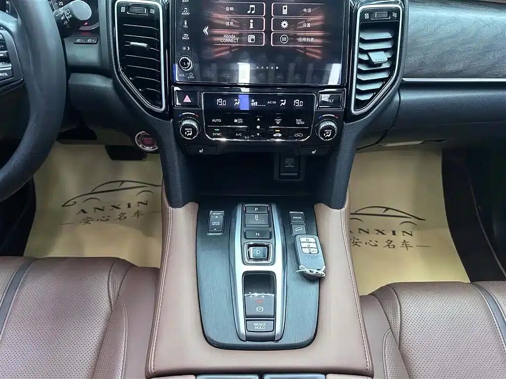 Honda UR-V 2020 370TURBO 2WD Premium Edition — миниатюра 16