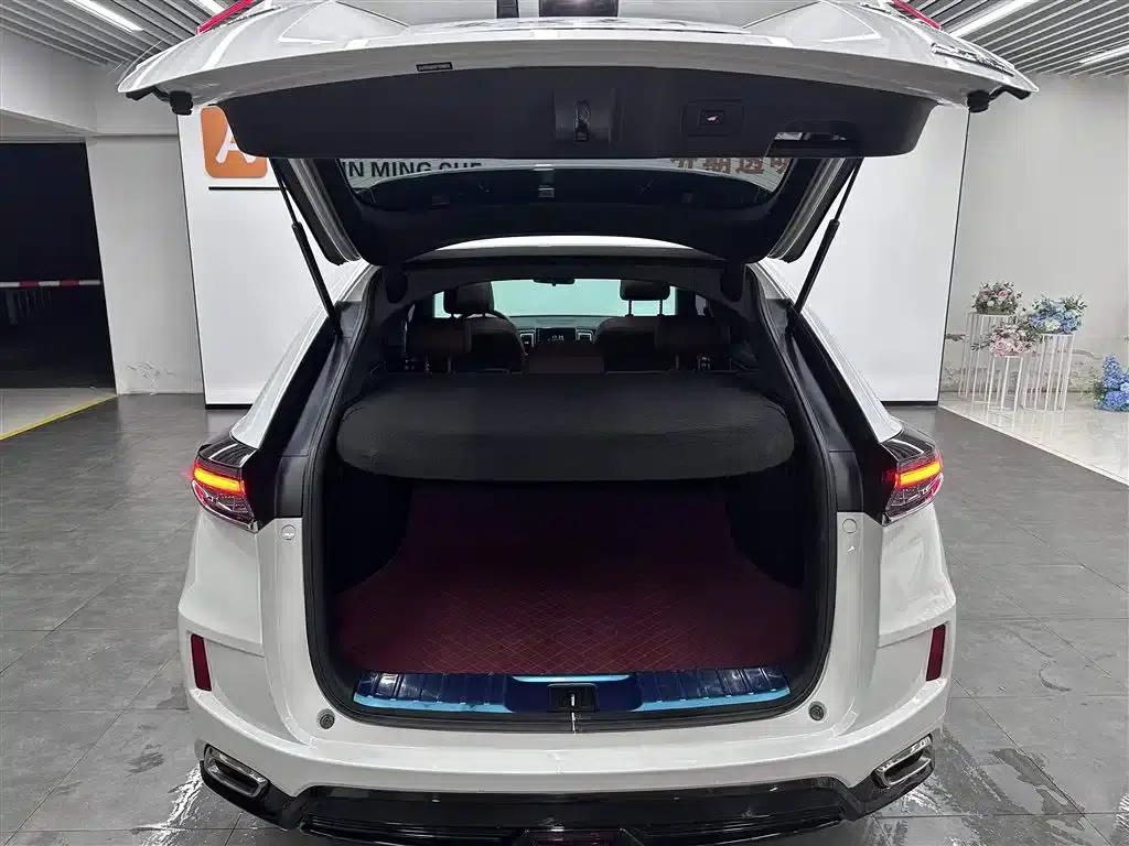 Honda UR-V 2020 370TURBO 2WD Premium Edition — миниатюра 5