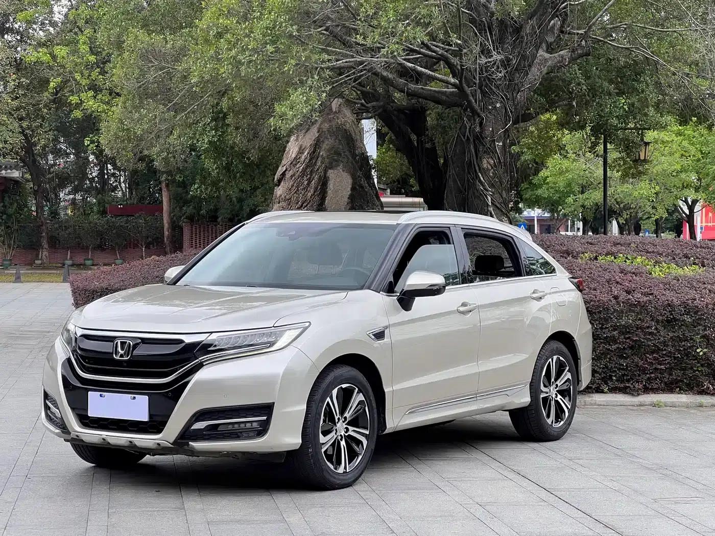 Honda UR-V 2017 370TURBO 4WD Premium Edition (National V Emission Standard) — миниатюра 1