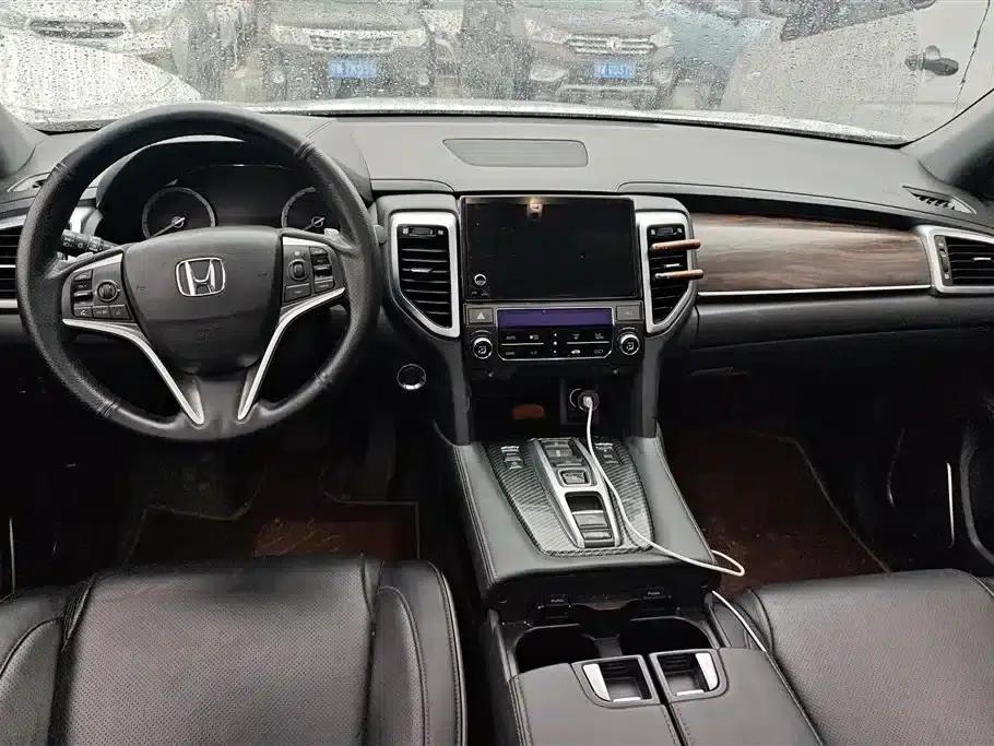 Honda UR-V 2017 370TURBO 4WD Premium Edition (National V Emission Standard) — миниатюра 12