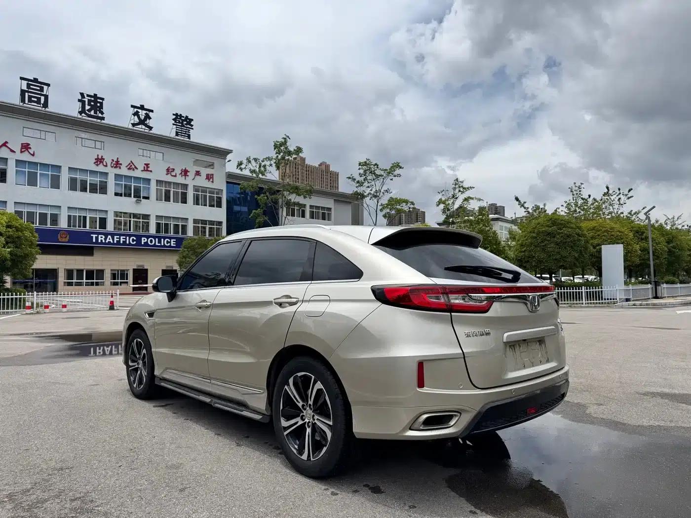 Honda UR-V 2017 370TURBO 2WD Premium Edition (National V Emission Standard) — миниатюра 7