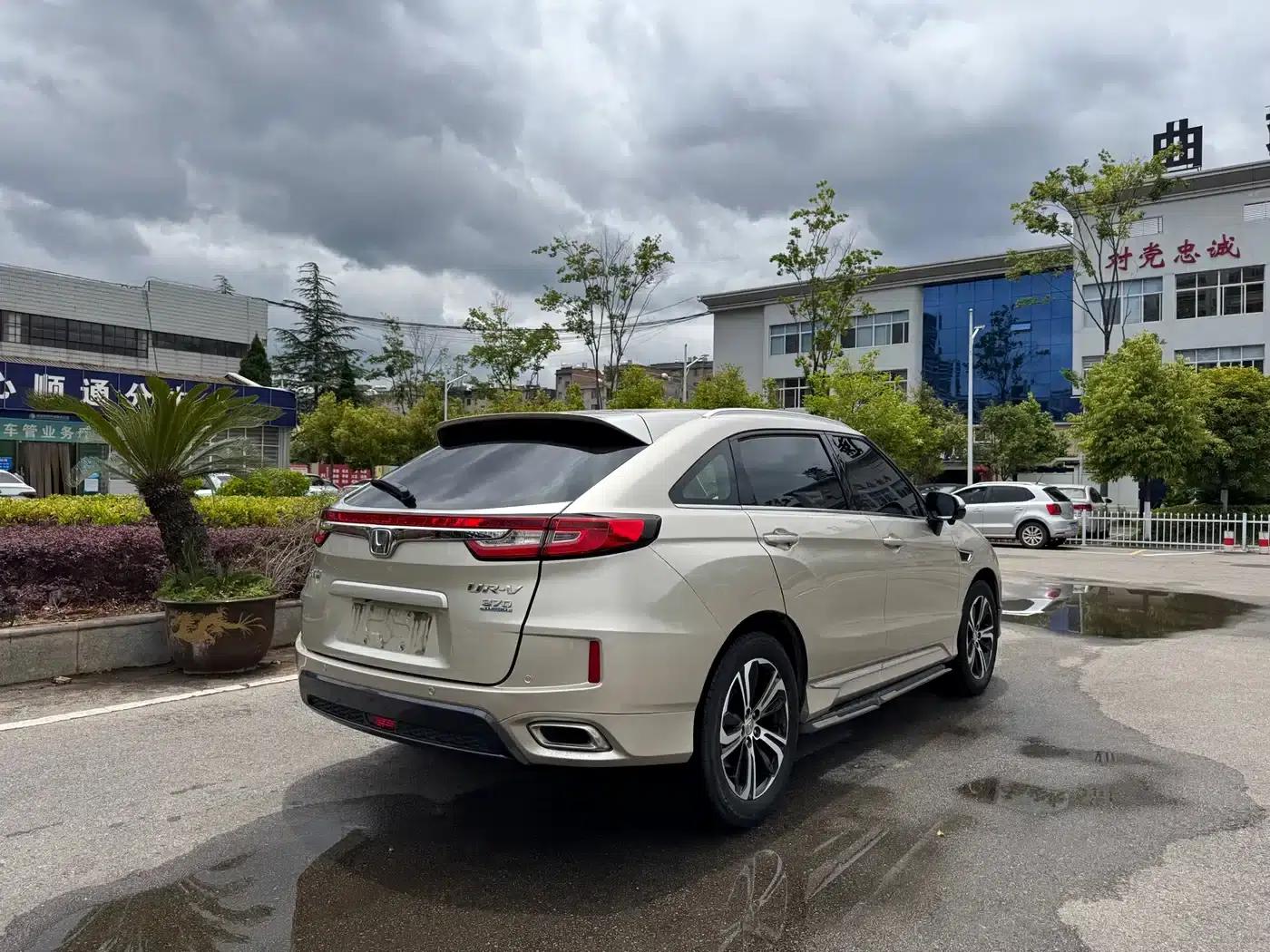 Honda UR-V 2017 370TURBO 2WD Premium Edition (National V Emission Standard) — миниатюра 9