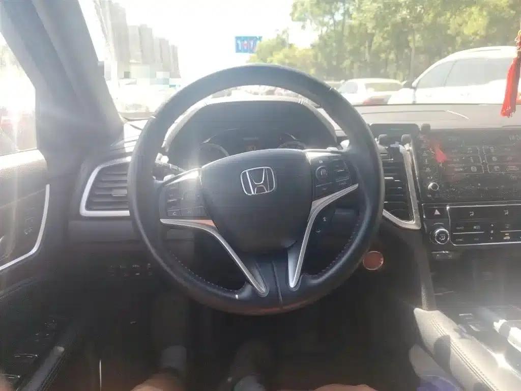 Honda UR-V 2017 370TURBO 4WD Premium Edition (National V Emission Standard) — миниатюра 3