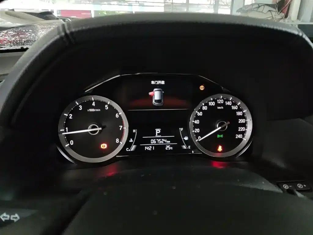 Honda UR-V 2017 240TURBO 2WD Luxury Edition (China V Emission Standard) — миниатюра 12